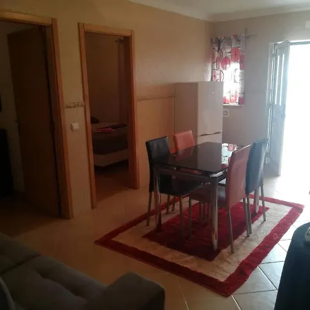 Homestay Anamar *